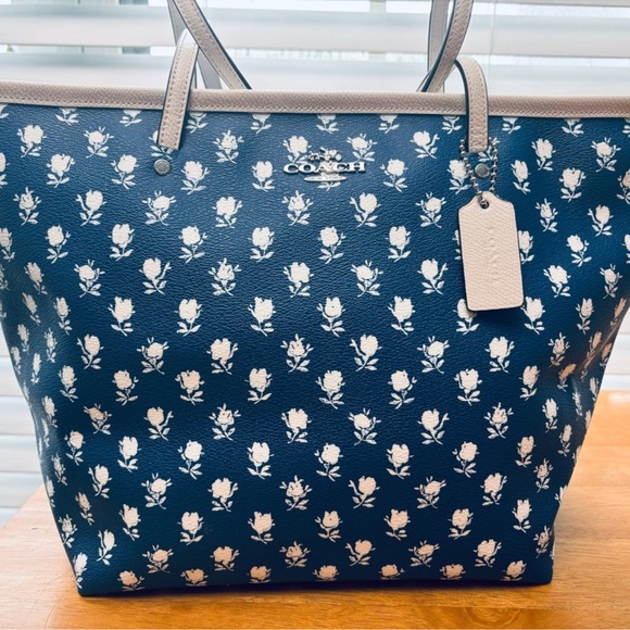 Coach Badlands Floral Women's Tote Bag 16 L x 10 H x 8 deep - Picture 1 of 6